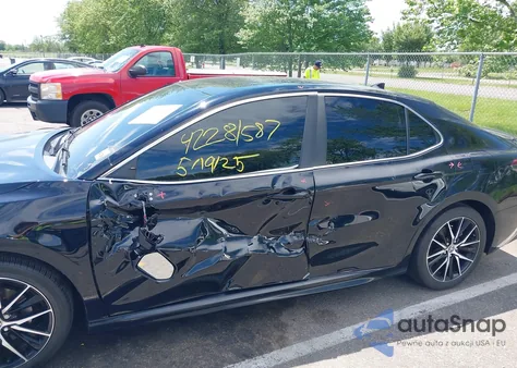 2021 Toyota Camry Se из США, поврежденный, VIN 4T1G11AK6MU516682